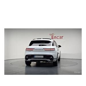 Genesis GV70 2.5T 2024 Gasolina 2WD con 17,274 km, Volante a la Izquierda, Caja de Cambios Automática, Asientos de Cuero, Cámara Trasera - Product Image 3