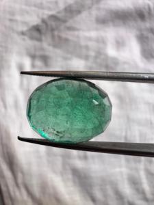 Émeraude ovale de 13,51 carats de Zambie – Pierre précieuse verte naturelle pour bijoux haut de gamme et investissement de collection - Product Image 2