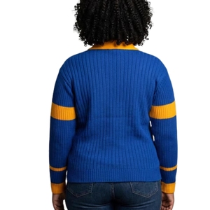 Cardigan en tricot rayé personnalisé Sigma Gamma Rho pour femme, brodé de lettres grecques, boutonné sur le devant, style mode - Product Image 2
