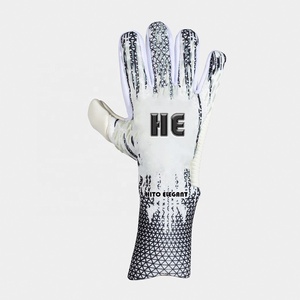 Gants de gardien de but de football de haute qualité sur mesure, tendance, en cuir respirant, disponibles en différentes couleurs, logo en caoutchouc - Product Image 1