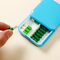 Boîte à pilules de voyage en plastique de poche, mini étui à pilules, boîte à comprimés compartimentée
