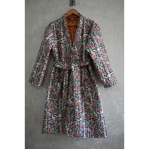 Chaqueta Acolchada de Algodón Kantha, Estilo Boho, Reversible, Abrigo Largo para Mujer, Hecho a Mano, Estilo Bata - Product Image 3