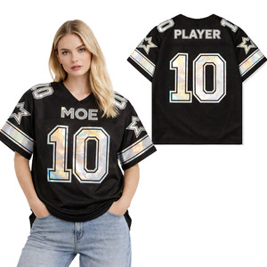 เสื้อเจอร์ซีย์อเมริกันฟุตบอลแบบโฮโลแกรมสั่งทำขายส่งสำหรับผู้หญิง สะท้อนแสง ลายดาว ตัวเลข ตาข่าย ทรงโอเวอร์ไซส์ สไตล์เรโทร เงาวับ ทันสมัย แฟชั่นสตรีท - Product Image 1