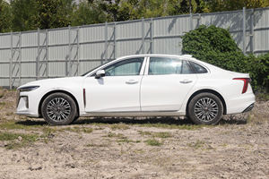 Nuevo Auto a Gasolina FWD 2025 Hongqi H5 1.5T DCT Sedán Mediano de 4 Puertas y 5 Asientos, 215 km/h, Vehículo a Gasolina para Adultos - Product Image 6
