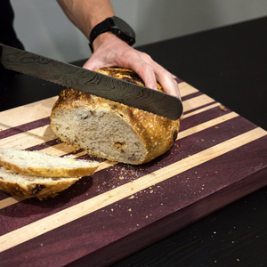 Cuchillo de Cocina para Pan, Hecho a Mano, de Acero de Damasco Forjado, con Hoja Dentada y Mango de Madera Ambidiestro, para Uso Industrial - Product Image 4