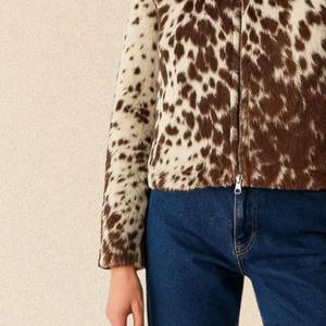 Chaqueta de Cuero Vacuno de Alta Calidad, Textura Natural, Material Suave y Duradero, Prenda Exterior Elegante y Genuina, Perfecta para Uso Diario - Product Image 5