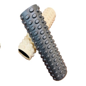 ODM OEM Deep Tissue Massage Water Bottle with EVA Foam <strong>Roller</strong> <strong>Excellent</strong> Offer for Sports and Rehabilitation