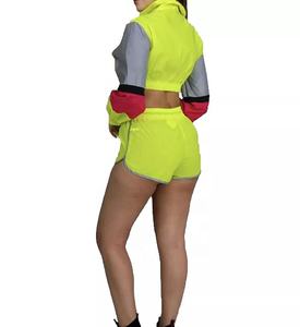 Ensemble coupe-vent réfléchissant pour femme avec blocs de couleur, veste courte zippée et short 2026 - Product Image 5