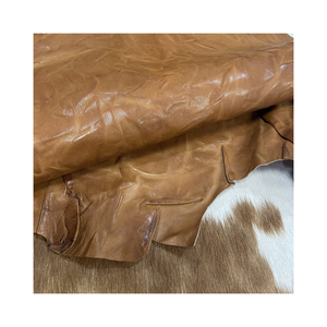Peaux de vache brutes de haute qualité, peaux d'animaux naturelles, approvisionnement en gros pour l'industrie du tannage - Product Image 6