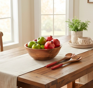 Bol à salade en bois poli fait main avec intérieur à motifs rouges et pince assortie pour le service - Product Image 5