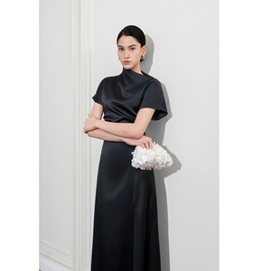 Vestidos de Mujer AVA ASIMÉTRICO con Manga Casquillo, Vestido Largo de Satén con Abertura Lateral, Vestidos Formales Modernos para Mujer - Product Image 2
