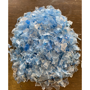 Déchets/Flocons de Bouteilles PET 100% Transparents Lavés à Chaud de Haute Qualité / Résine PET Recyclée de Grade Soufflage à Haut Débit Prix Usine - Product Image 1