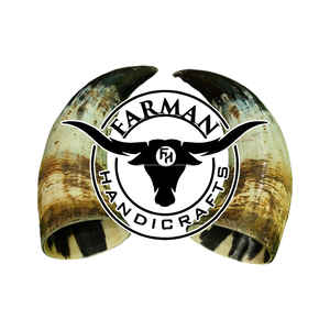 Petit ensemble de deux gobelets en corne de bœuf Viking faits à la main, en corne naturelle, pour un style nordique et médiéval, au meilleur prix - Product Image 3