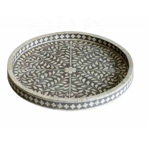 ถาดเสิร์ฟทรงสี่เหลี่ยมขนาด 37.5 ซม. ลายเรขาคณิตฝังกระดูกสีฟ้าครีม งานแฮนด์เมด สินค้ามาใหม่ คุณภาพสำหรับใช้ในครัวเรือน ผลิตในอินเดีย - Product Image 1