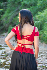 Top Corto Bohemio Sexy con Espalda Descubierta, Ligero, Estilo Tribal Gitano, Ideal para Festivales, Baile y Atuendos de Verano - Product Image 4