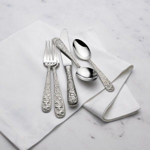 Ensemble de couverts en métal avec poignée gravée argentée pour la restauration, les hôtels et les cadeaux - Product Image 5