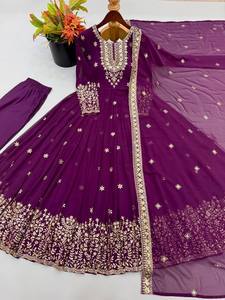 Prix d'usine OEM – Nouvelle Robe Anarkali Prêt-à-porter en Soie, Violet Foncé, Style Traditionnel Indien et Pakistanais, Tenue Ethnique, Longue et Somptueuse - Product Image 5