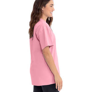Camiseta Unisex de Alta Calidad Next Level Apparel, 100% Algodón Peinado, Talla Estadounidense, Color Rosa Sólido, Camisetas para Mujer - Product Image 3