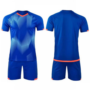 ชุดฟุตบอลโพลีเอสเตอร์สั่งทำคุณภาพสูงแบบขายส่ง OEM พร้อมพิมพ์โลโก้สีตามสั่งและขนาดตามต้องการ คุณภาพเยี่ยม - Product Image 4