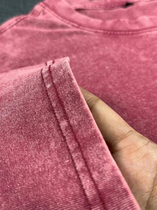 Fabricante de Camisetas Personalizadas de Estilo Urbano, 100% Algodón, Corte Regular, Lavado Ácido, Impresión DTG/DTF, Ecológicas, Alta Calidad, MOQ Bajo - Product Image 2