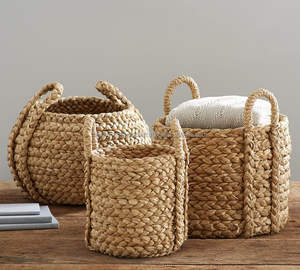 Wholesale Vietnamse Natural Water Hyacinth Seagrass Woven <b>Laundry</b> <b>Basket</b> Storage <b>Basket</b> - Product Image 1