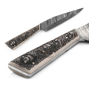 Cuchillo de Caza de Hoja Fija de Acero de Damasco Personalizado - Grado Industrial, 19 cm de Longitud Total - Mango de Hueso de Camello con Grabado Láser - Rúnico - Product Image 6