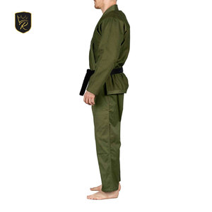 Combinaisons de karaté de haute qualité, légères, avec coutures robustes, uniforme d'arts martiaux idéal pour la pratique quotidienne et une utilisation durable. - Product Image 4