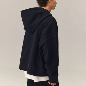 Survêtements personnalisés pour femmes, grammage lourd 500 GSM 350 GSM, en molleton polyester/coton, avec broderie, comprenant un sweat à capuche oversize et un short - Product Image 6