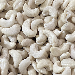 Wholesale Raw Cashew <b>Nuts</b> From Vietnam Low Price Santigo High Quality - Product Image 1