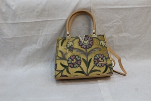 Yellow kashmir ari work Floral Embroidered Fashion Women's Tote Bag with PU Handle Zipper Shoulder Purse Gift Souvenir - Product Image 5