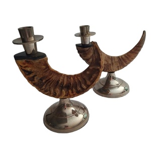 เชิงเทียนฮอร์นแพะพร้อมขาตั้งสแตนเลส - Product Image 1