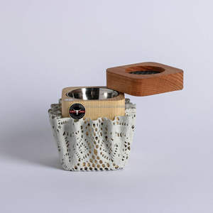 Support d'encens en bois d'acacia et résine artisanale Premium Dantelle Courbé et Sûr pour bâtonnets d'encens Oud, aromathérapie religieuse - Product Image 2