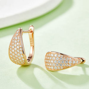 Pendientes Unisex de Oro Rosa de 18K con Diamantes Naturales, Corte Brillante Redondo, Lujosos para Uso Diario, Bodas y Fiestas, Color G - Product Image 2