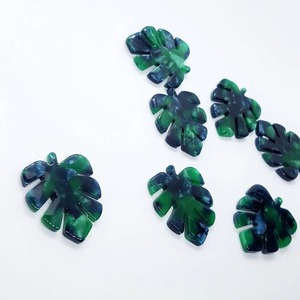 <b>Resin</b> Earrings for Ladies Color Fashionable Jewelry Best Quality Cheap Price Sale <b>Resin</b> <b>Crafts</b> - Product Image 1