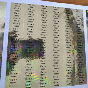 Etiqueta Holográfica Anti-Falsificación con Código QR y Logotipo Personalizado, Material PET, Impresión Láser/Digital - Product Image 1