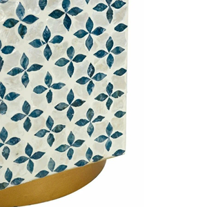 Artisan Masterpiece: Hand-Inlay Mother of Pearl Side <b>Table</b>, Premium Craftsmanship End <b>Table</b>, Exclusive Wholesale from Vietnam - Product Image 3