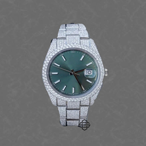 Montre de luxe pour homme, style affaires, à quartz, squelette, entièrement sertie de diamants Moissanite, mouvement ETA, bracelet en acier inoxydable personnalisé - Product Image 1