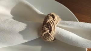 Anneau de serviette rond en jute, tissé à la main, en fibre naturelle, décoration de table pour salle à manger, maison, café, événement et style de table rustique, en provenance d'Inde - Product Image 4