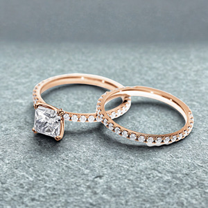 Anillo de Compromiso de Diamantes con Corte Princesa Chapado en Oro de 14K para Mujer, Estilo Clásico, Certificado IGI - Product Image 4