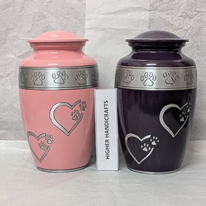 โกศสำหรับใส่เถ้ากระดูกสัตว์เลี้ยงขายส่ง |   ผู้ส่งออกโกศสัตว์เลี้ยงโลหะลายอุ้งเท้า - Product Image 6