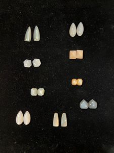 Paire de cabochons en pierre de lune naturelle multicolore - Product Image 4