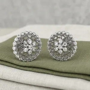 Boucles d'oreilles classiques en or blanc avec diamants ronds brillants, bijoux de mariage pour femmes, diamant naturel certifié IGI couleur D - Product Image 4