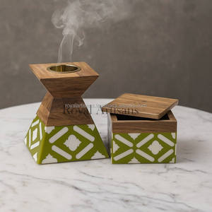 Quemador de Incienso de Resina Hecho a Mano de Lujo con Incrustaciones de Hueso y Latón, Quemador de Bakhoor, Medkhan, Quemador de Oud Árabe para Decoración del Hogar, Decoración de Ramadán - Product Image 1
