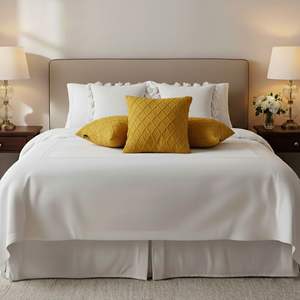 Juego de Fundas de Almohada de Punto con Diseño de Diamantes Amarillos y Pompones Blancos, 5 Piezas, Fundas Decorativas Brillantes para Sofá y Cama - Product Image 4