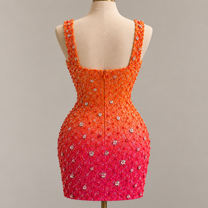 Vestido de Noche Mini Hecho a Mano con Cuentas y Lentejuelas, Ombré Naranja y Rosa, Sin Mangas, Ajustado, para Fiesta o Gala, con Abertura Frontal - Product Image 2