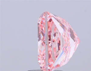 Exquise pierre précieuse rose de 2 carats, taille princesse, offrant un éclat symétrique d'élite et une clarté de couleur intense exceptionnelle. - Product Image 3