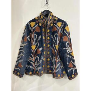 Veste Suzani en velours bleu marine de qualité supérieure, brodée de fleurs, col montant, faite à la main, style bohème, manches longues, vêtements d'extérieur pour femmes, automne - Product Image 1