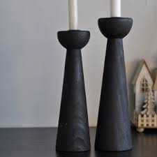 เชิงเทียนไม้พร้อมฐานโลหะสีทองรูปกรวยสำหรับวางเทียนทรงเสา ตกแต่งบ้าน - Product Image 2