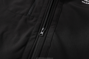 Veste en polaire à capuche noire pour homme, pull décontracté, couleur unie, vêtement d'automne, coupe classique, matière polyester - Product Image 5