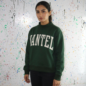 Sudadera Verde de Cuello Redondo MANTEL, Corte Regular, 100% Algodón Felpa, Unisex, Informal, con Estampado de Letras en la Parte Delantera, CLUSH SPORTS - Product Image 1